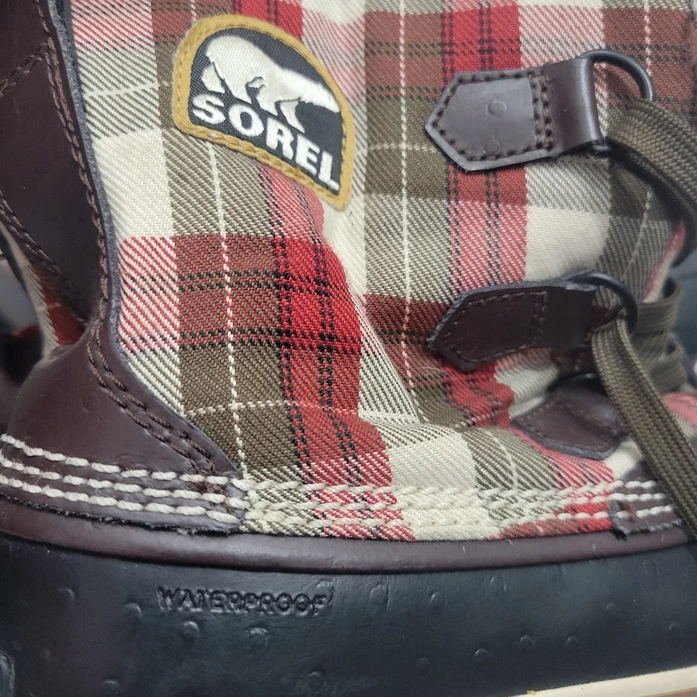 Sorel Snow Boot Plaid with Sherpa Lining, Waterproof Heel Boots, 8